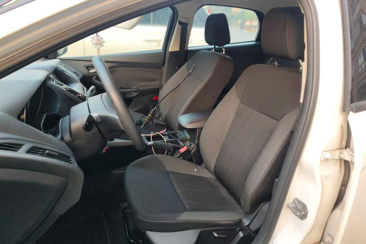 Used Ford Focus 2015 Hatchback 1.6L Automatic Comfort Model