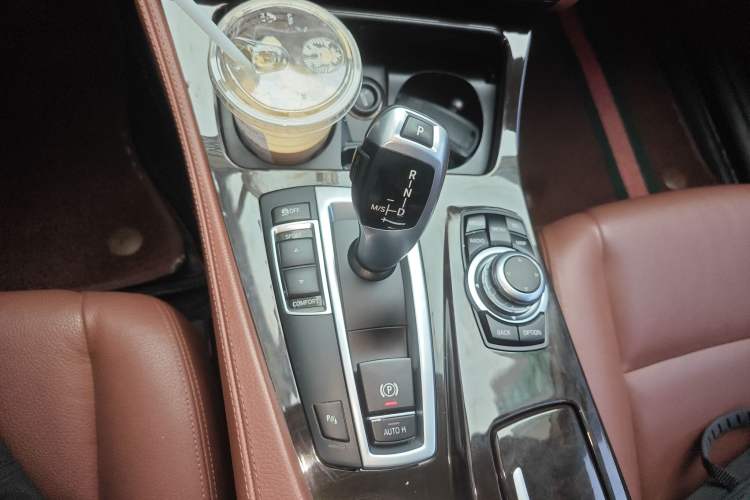 Used BMW 5 Series 2017 525Li Luxury Design Package