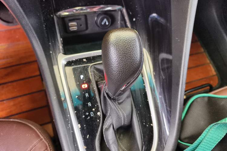 Used Buick GL6 2018 18T 6-Seater Luxury Model
