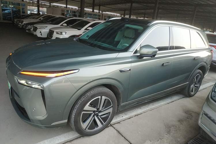 Used Wey Lanshan 2025 Four-Wheel Drive Max
