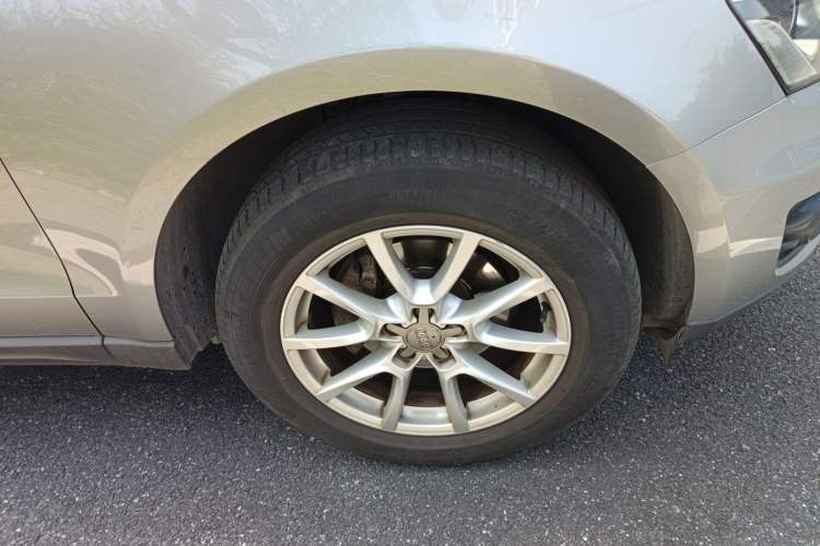 Used Audi Q5 2012 2.0TFSI Comfort Version Right Front Wheel Hub