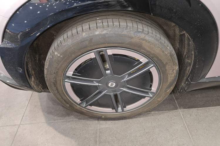 Used Xiaomi Auto YU7 2025 Ultra-Long Range Rear-Wheel Drive Version

