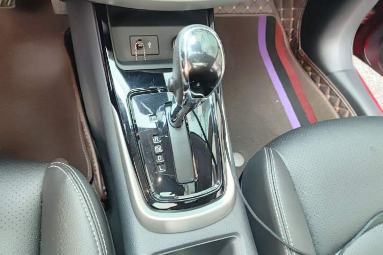 Used Nissan Tiida 2021 1.6L CVT Smart Drive Edition Gear Lever