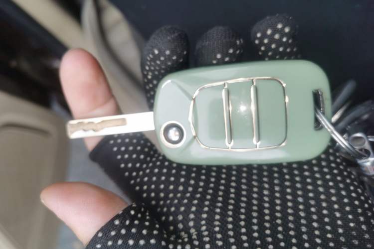 Used Baojun 730 2016 1.5L Manual Comfort Version 7 Seats China V Emission Standard