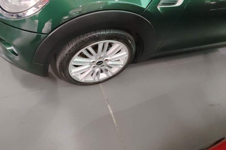 Used MINI 2016 1.5T COOPER Avant-Garde Exterior 4