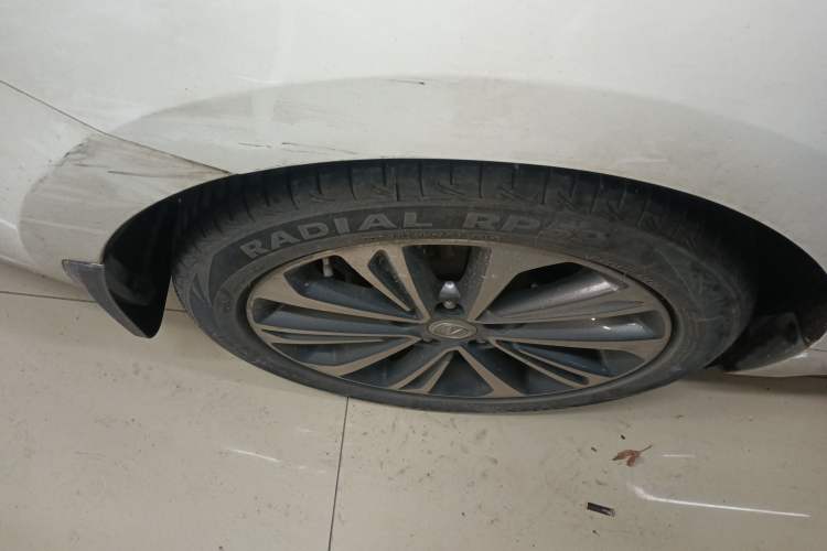 Used CHANGAN Ruicheng CC 2021 Blue Whale Edition 1.5T DCT Luxury Model Exterior 5