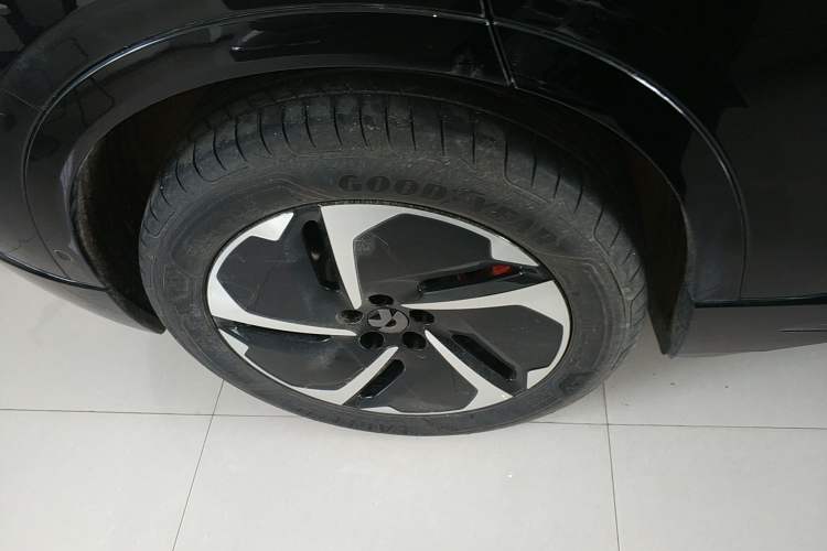 Used Nio EC6 2025 75 kWh