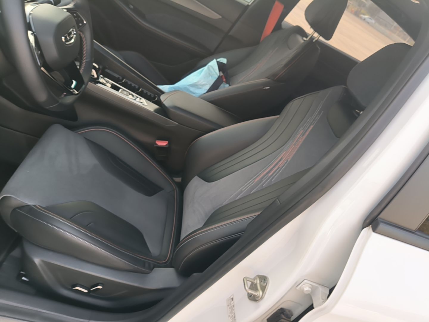 Geely Auto Binray 2022 Binrui COOL 1.5T DCT Electric Edition — снимка 17