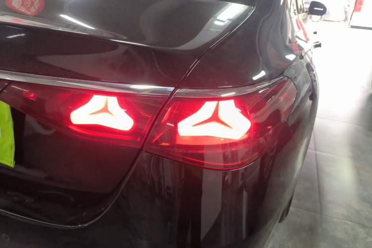 Used Mercedes-Benz E-Class 2024 E 300 L Luxury Model
