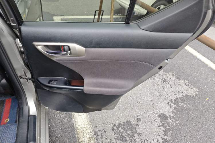 Used Lexus CT 2017 CT200h Elite Edition Solid Color China V Standard