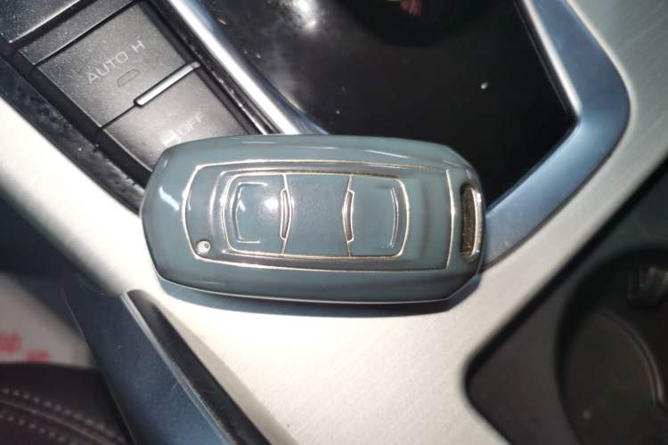 Used Geely Auto Emgrand X7 Sport 2020 1.8TD DCT Two-Wheel Drive Zhiya Model