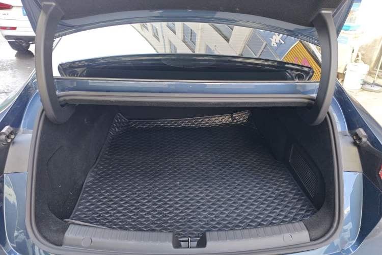 Used Geely Galaxy Galaxy 8 2025 130km EM-i Deluxe Edition