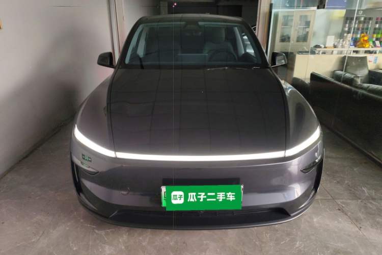 Used Tesla Model Y 2025 Long-Range All-Wheel Drive First Edition Front