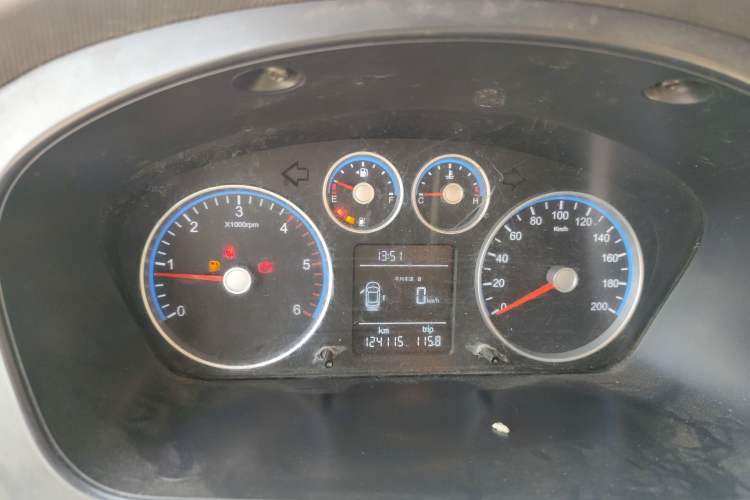 Used Foton Toano 2019 2.5T Multi-Function Long-Wheelbase Mid-Height 5-7 Seater 4J25TC3