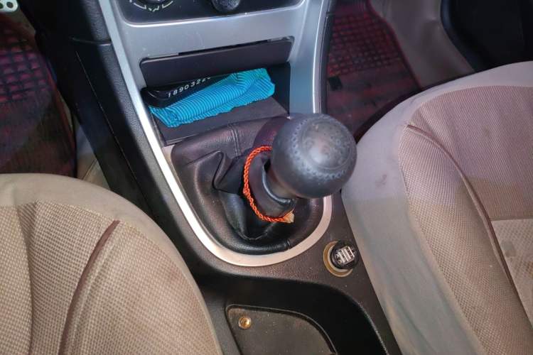 Used Peugeot 307 2012 1.6L Manual CROSS Gear Lever