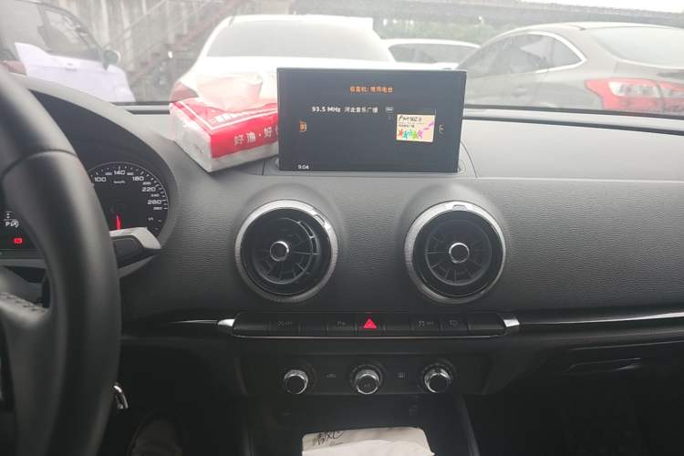 Used Audi A3 2018 30th Anniversary Edition Sportback 35 TFSI Fashion Model
