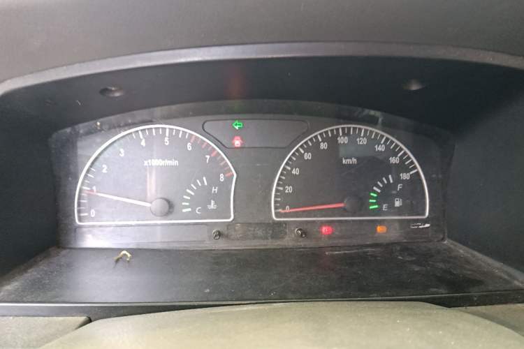 Used Dongfeng Shuaike 2011 1.6L Manual Comfort 7-Seater
