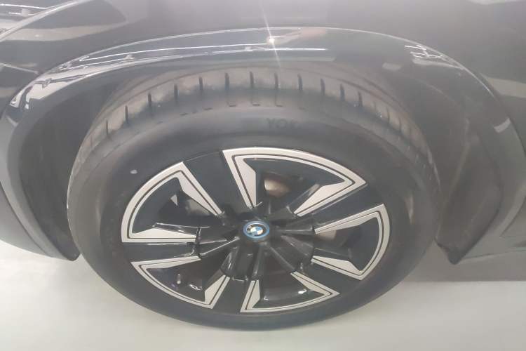 Used BMW iX3 2023 Leading Model Left Front Wheel Hub