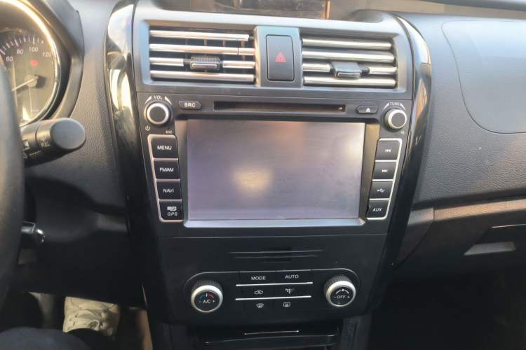 Used HYOSOW S3 2016 1.5L Manual Luxury Edition China IV Emission Standard