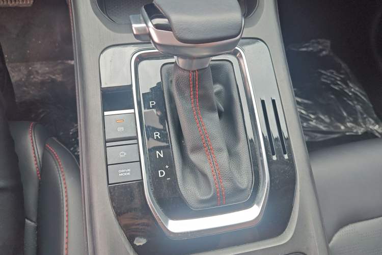 Used CHANGAN CS55PLUS 2022 2nd Generation 1.5T DCT Excellence Edition Gear Lever