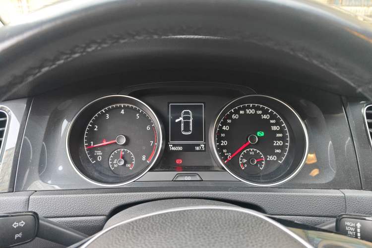 Used Volkswagen Golf 2019 280TSI DSG Comfort Version China VI Standard
