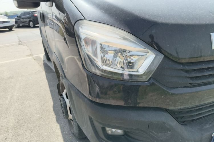 Used Iveco Eurocargo 2020 2.3T Manual Super Rui Long Wheelbase Short Overhang High Roof China VI F1A
