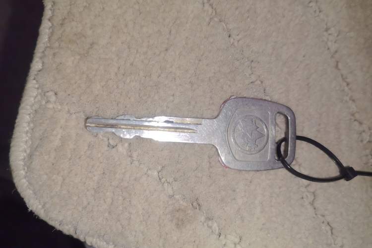 Used Venucia R30 2014 1.2L Manual Comfort Edition
