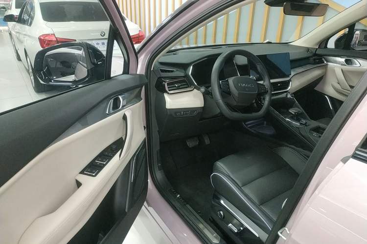 Used Lynk & Co 06 2023 Remix 1.5T Shero Driver Seat