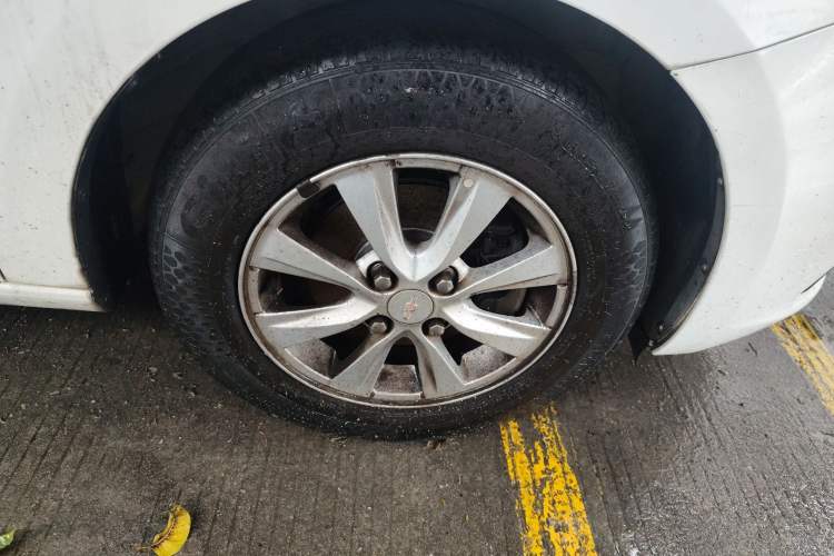 Used Chevrolet Sail 2015 Sail 3 1.5L AMT Happiness Sunroof Edition