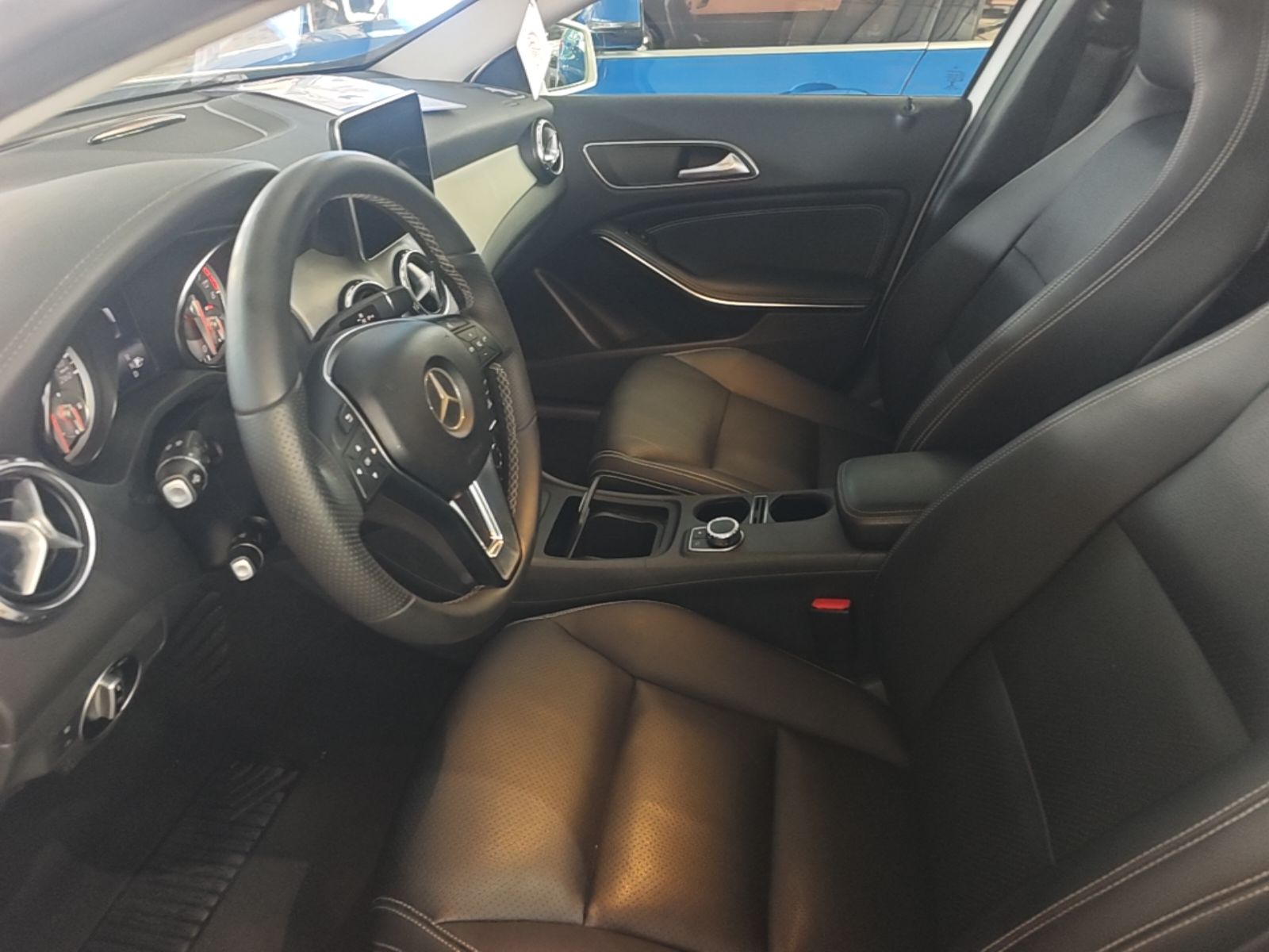 Interior delantero