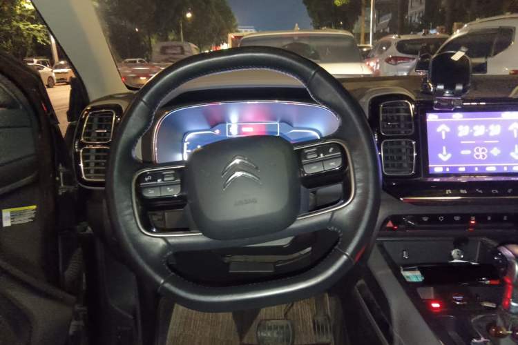 Used Citroen C5 AIRCROSS 2017 350THP Fashion Edition
