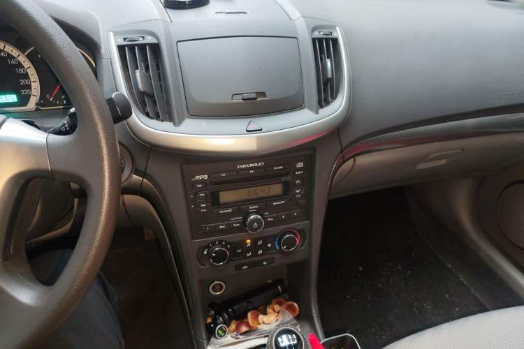 Used Chevrolet Epica 2013 1.8 SL ZhiZhen Edition MT Audio And AC Panel