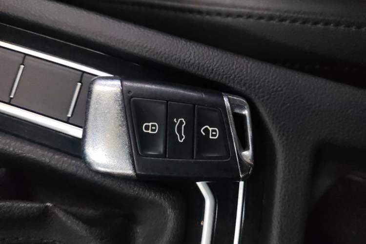 Used Volkswagen Magotan 2019 280TSI DSG Leading Model China V Standard