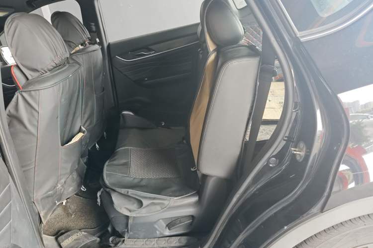 Used Dongfeng Fengon 580Pro 2020 280TGDI CVT Smart Edition Left Rear Seat