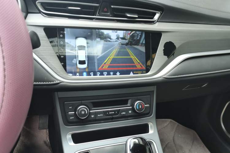 Used Geely Auto Emgrand 2021 UP 1.5L CVT Luxury Model
