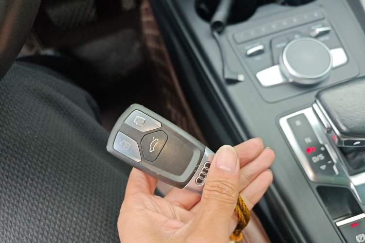 Used Audi A4L 2018 30th Anniversary Edition 40 TFSI Fashion Model