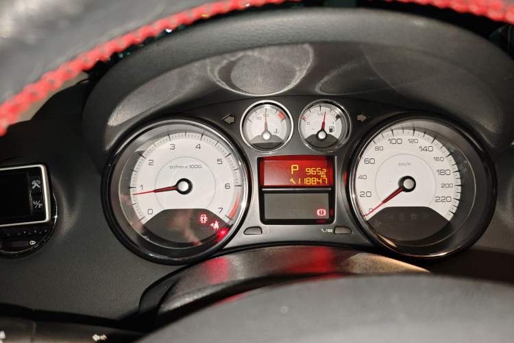 Used Peugeot 408 2013 2.0L Automatic Comfort Edition
