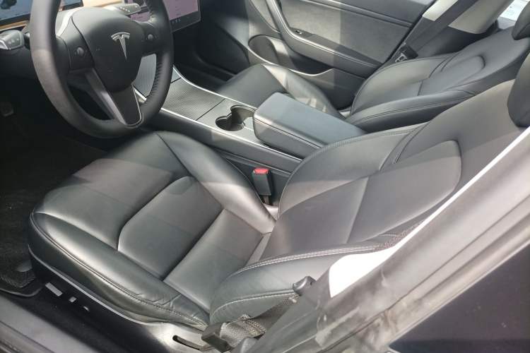 Used Tesla Model 3 2019 Standard Range Rear-Wheel Drive Upgraded Version (60 kWh)
