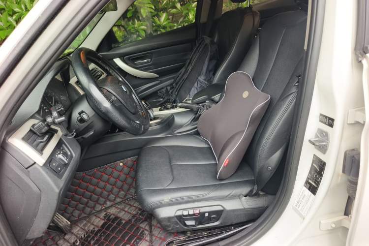 Used BMW 3 Series 2013 320i Sport Edition
