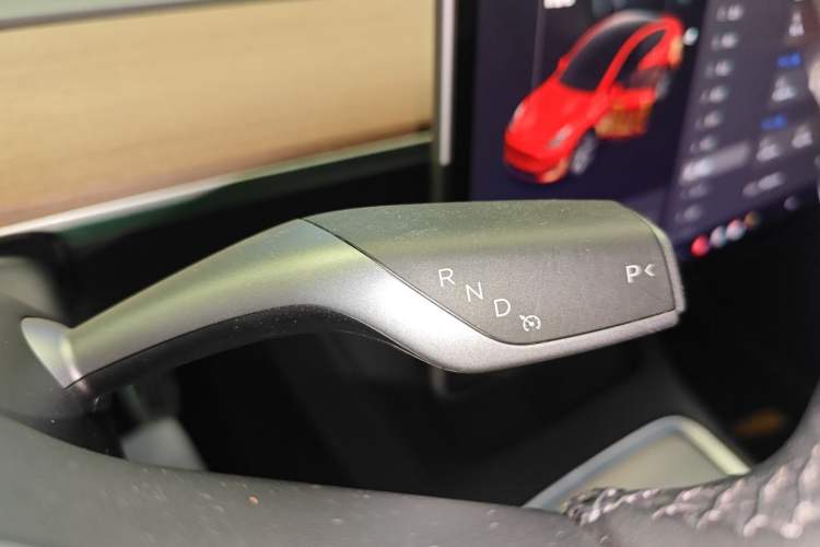 Used Tesla Model Y 2021 Standard Range Rear-Wheel Drive Version