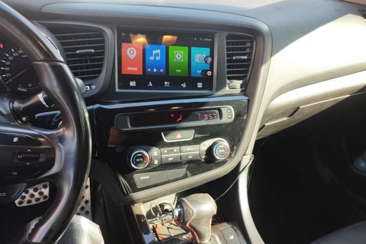 Used Kia K5 2015 2.0L Automatic LUX