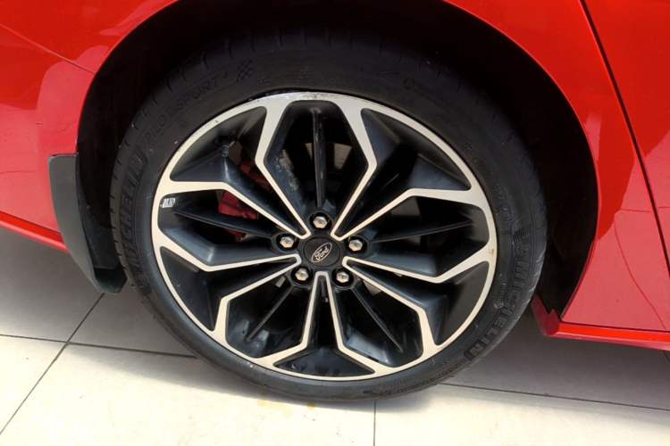 Ford Focus 2020 Sedan EcoBoost 180 Automatic ST Line usata