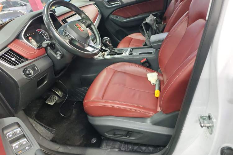 Used Roewe RX5 2016 30T Four-Wheel Drive Automatic Internet Smart Luxury Edition
