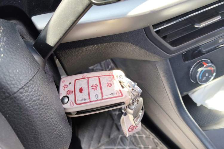 Used Volkswagen Lavida 2019 1.5L Automatic Vision Edition China VI Standard Vehicle Key