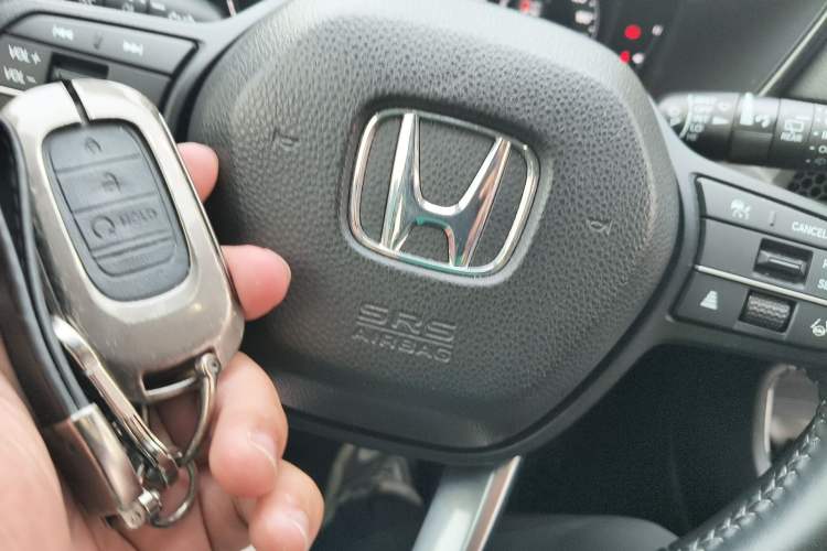 Used Honda Breeze 2023 240TURBO Two-Wheel-Drive Luxury Edition 5 Seats Vehicle Key