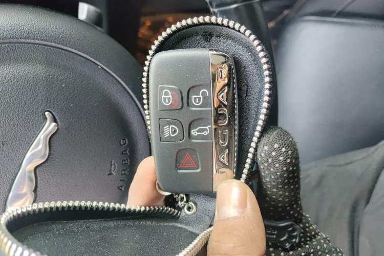 Used Jaguar F-PACE 2020 2.0T Urban Deluxe Edition