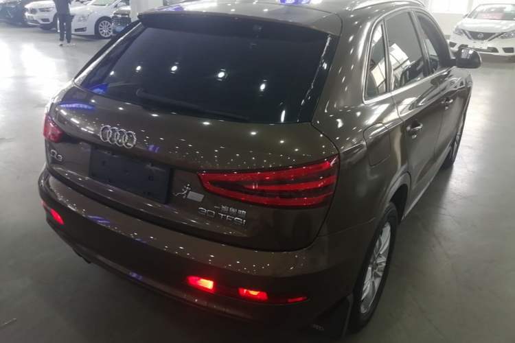 Used Audi Q3 2015 30 TFSI Comfort Model

