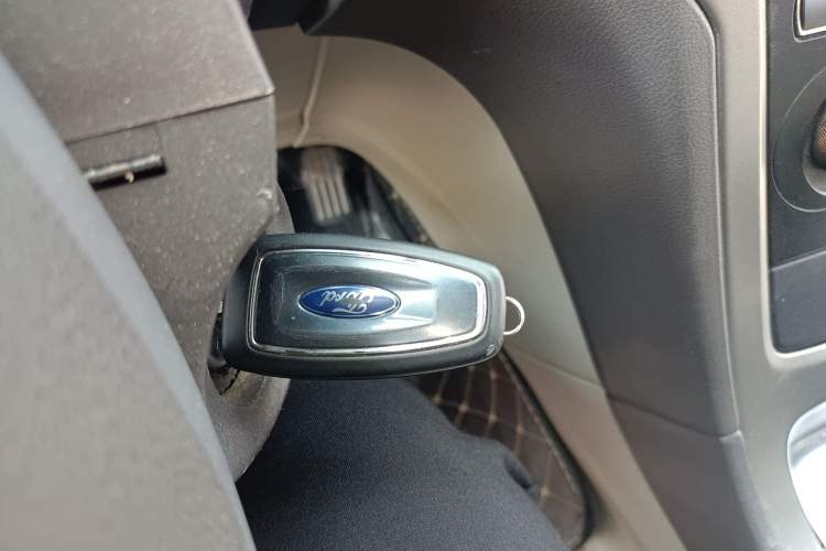 Used Ford Mondeo 2011 2.3L Fashion Edition
