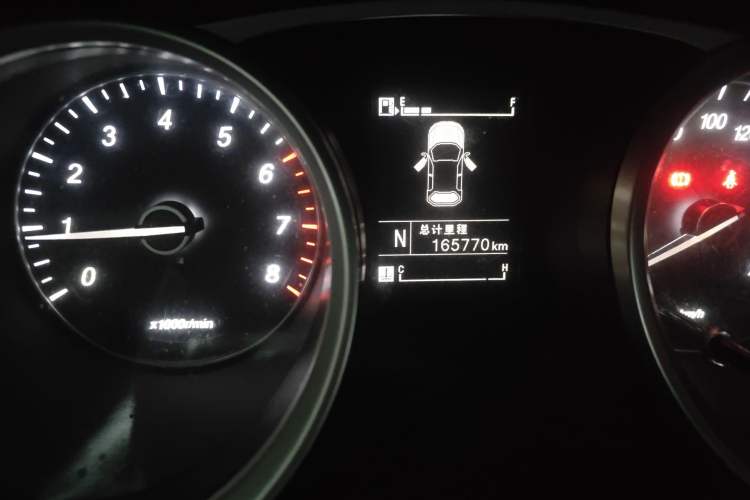 Used Wuling Hongguang S3 2019 Automatic Clutch Version 1.5L Manual Comfort Model China V Standard Odometer Close Up