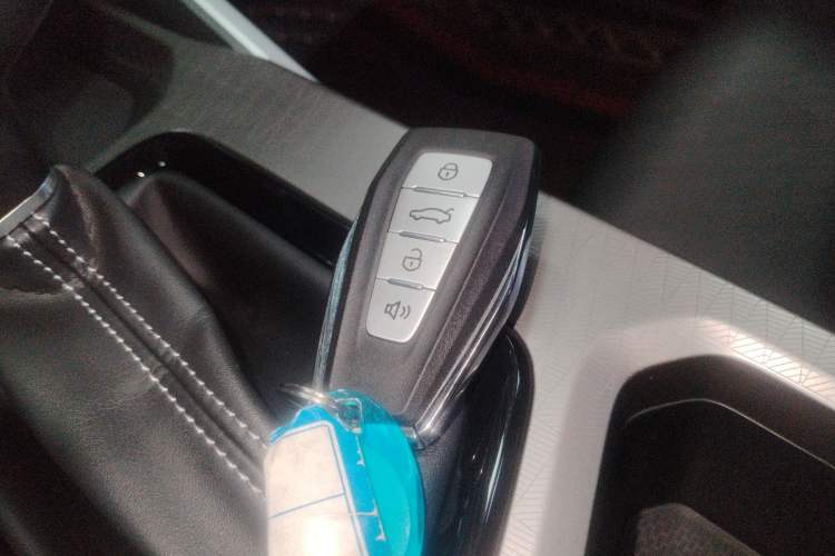 Used Geely Auto Emgrand 2023 4th Generation Champion Edition 1.5L CVT Prestige Model
